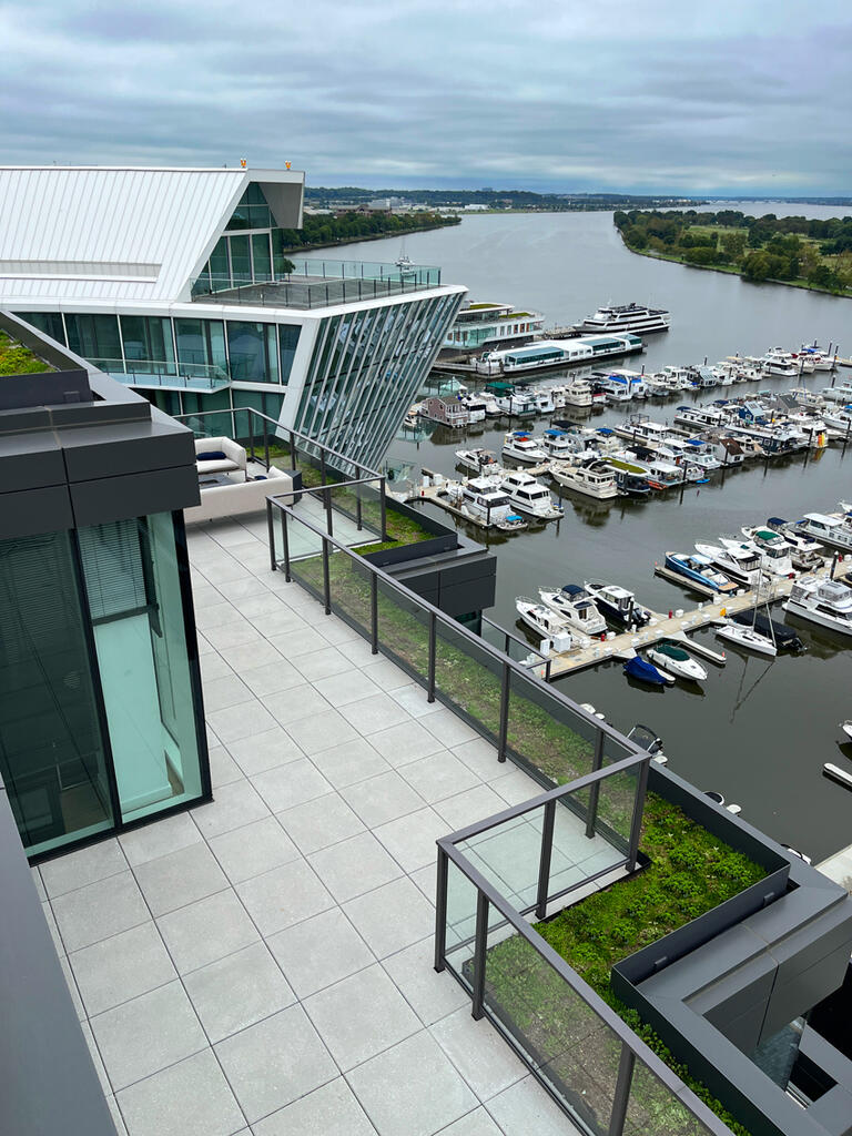 vegetated roof, green roof, amenity deck