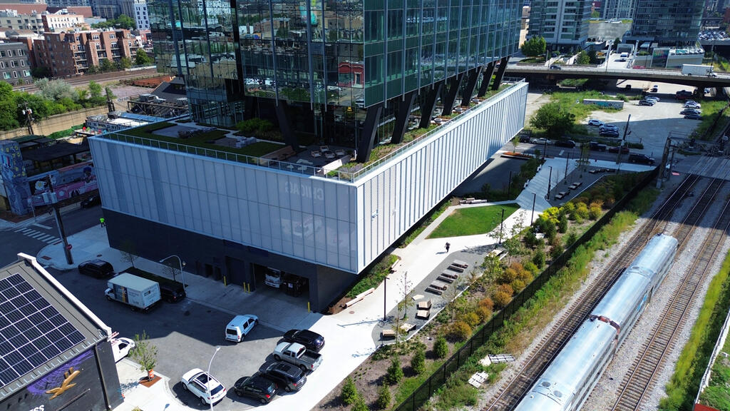 vegetated roof, green roof, amenity deck